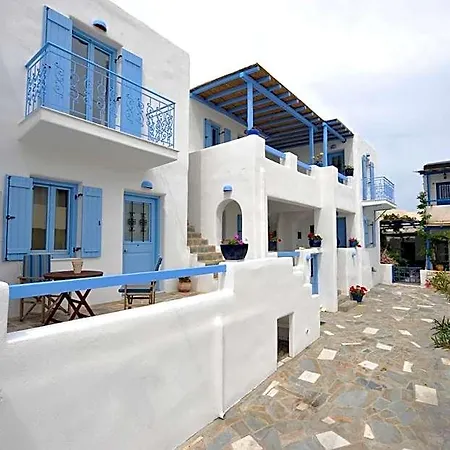 Evita * Aliki (Paros)